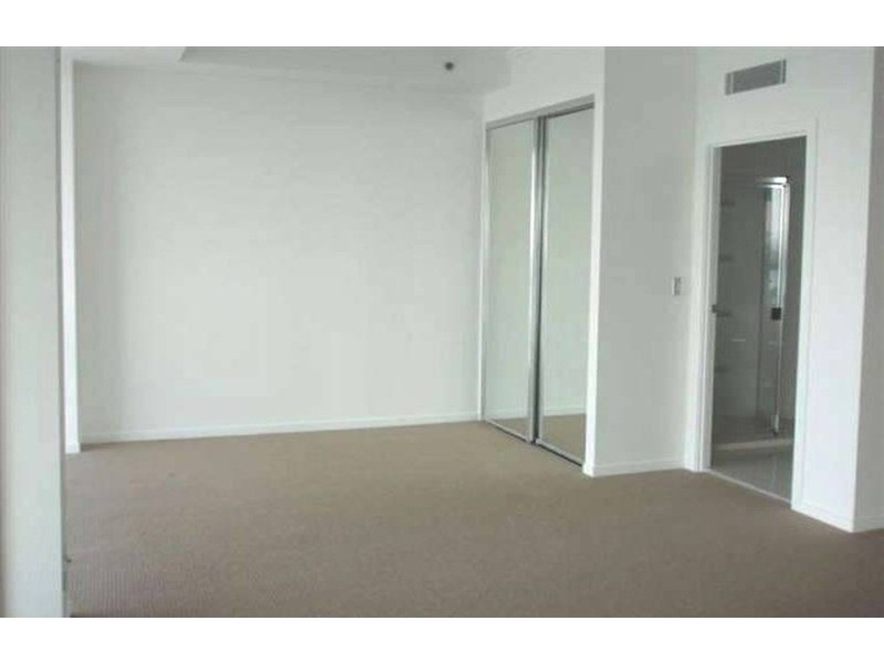 1303/300 Marine Parade, Labrador QLD 4215