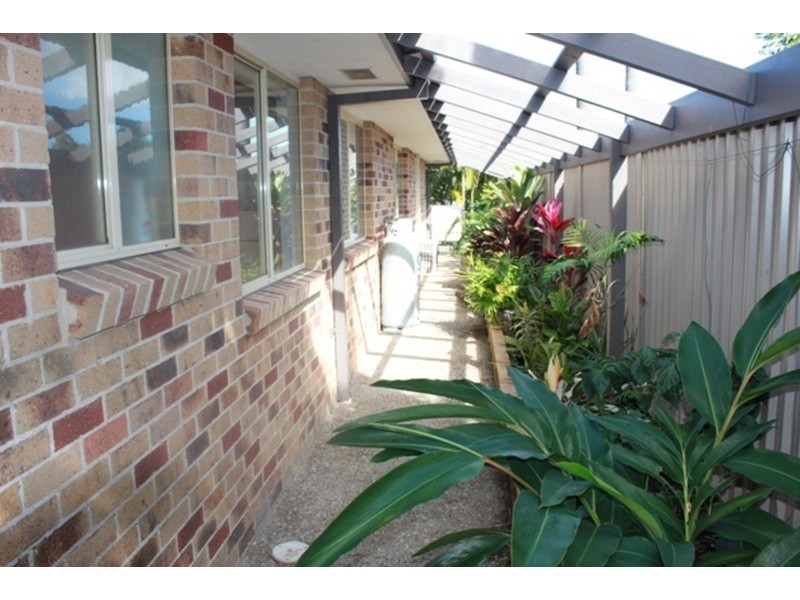 5 Erave Avenue, Runaway Bay QLD 4216