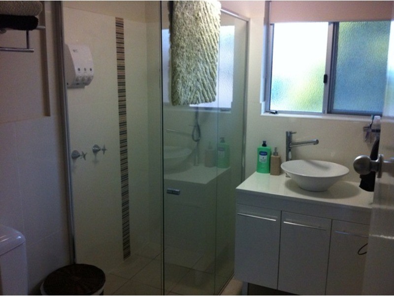 11/128 Marine Parade, Southport QLD 4215