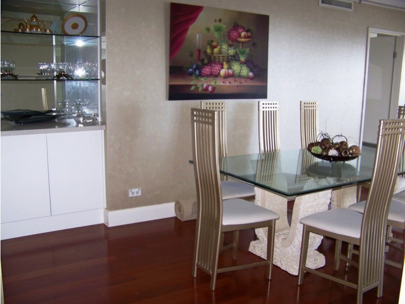 Paradise Waters QLD 4217