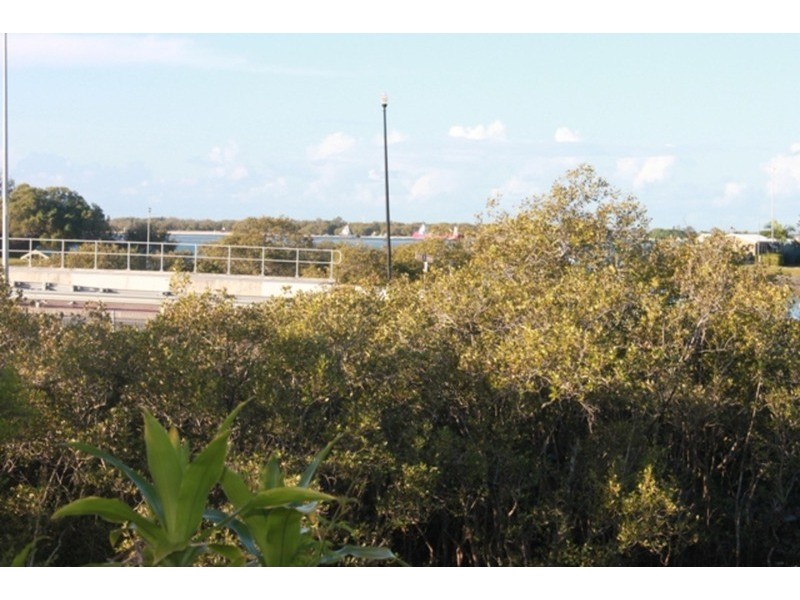 17 Gilmour Lane, Southport QLD 4215