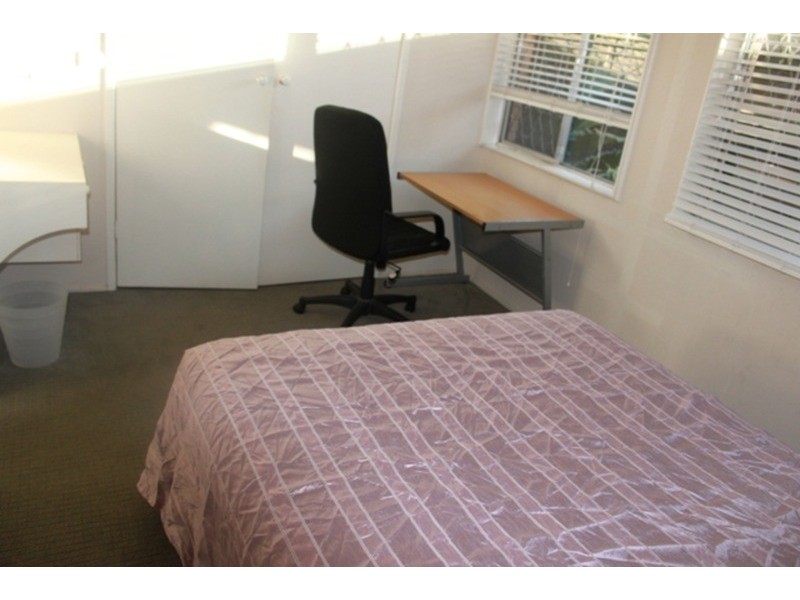 17 Gilmour Lane, Southport QLD 4215