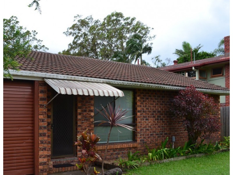 5 Jippi Avenue, Southport QLD 4215