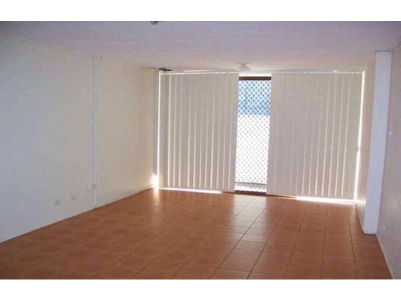 6/4 Marine Parade, Southport QLD 4215