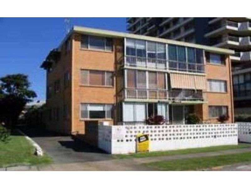 6/4 Marine Parade, Southport QLD 4215