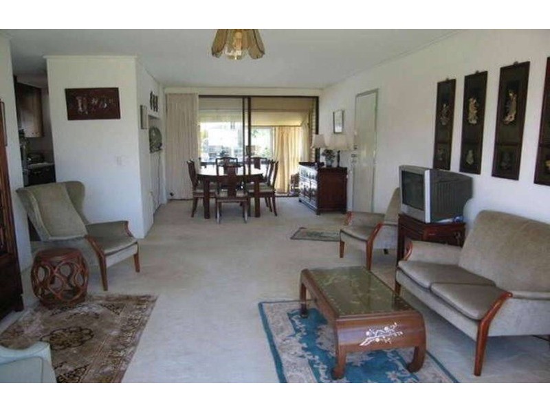 9/2 Marine Parade, Southport QLD 4215