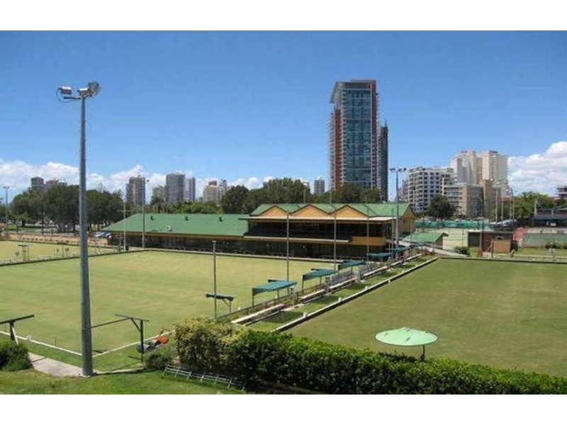 9/2 Marine Parade, Southport QLD 4215