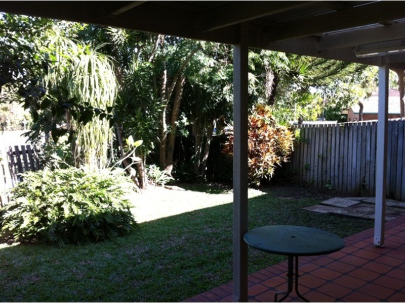 14/105 Ridgeway Avenue, Southport QLD 4215