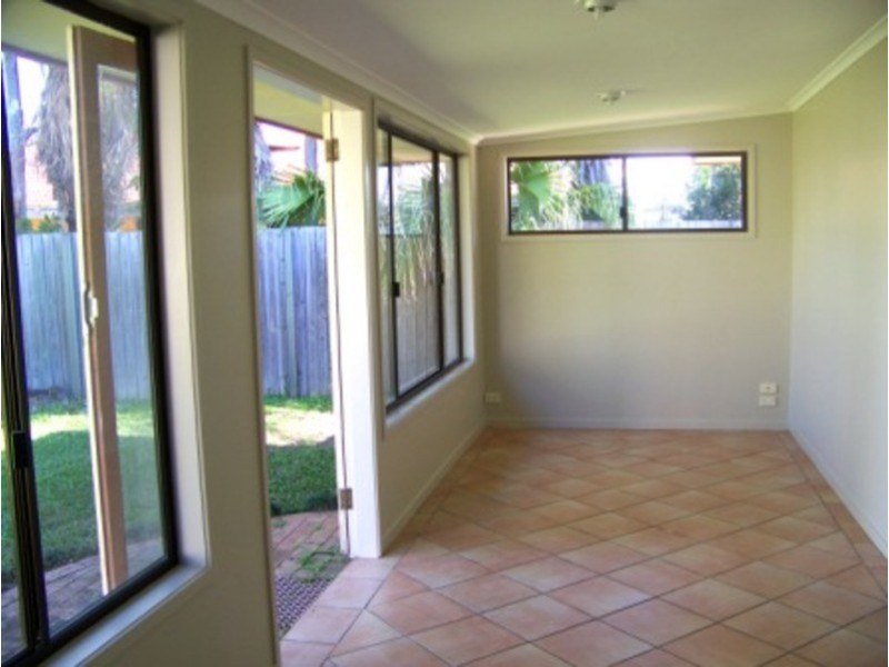 Ashmore QLD 4214