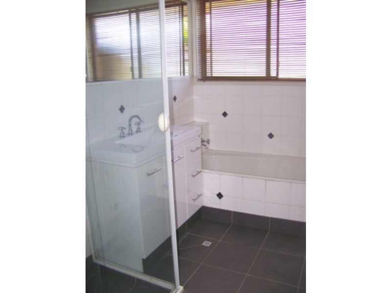 Ashmore QLD 4214