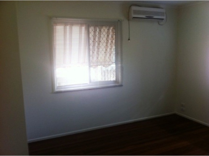 14 Walter Street, Southport QLD 4215