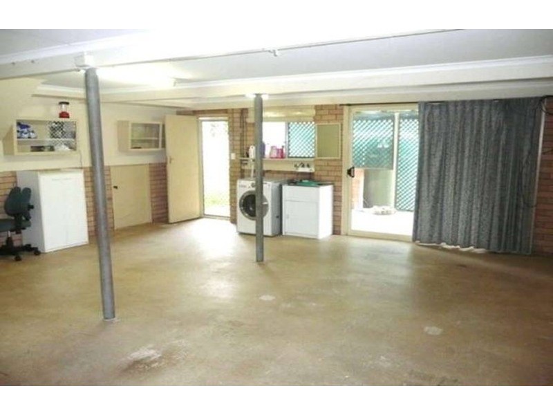5 Larwon Terrace, Southport QLD 4215