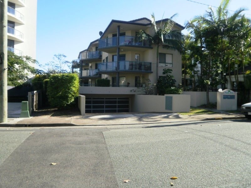 Chevron Island QLD 4217