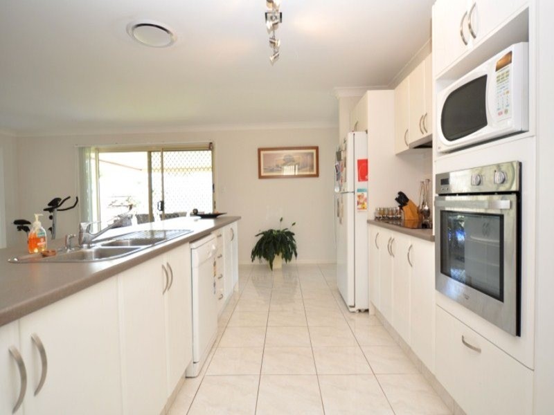 22 Silkwood Way, Molendinar QLD 4214