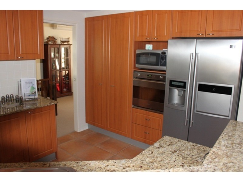 1 Lagos Court, Coombabah QLD 4216