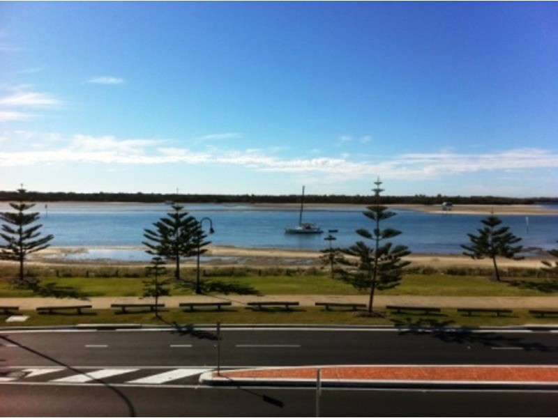 Biggera Waters QLD 4216