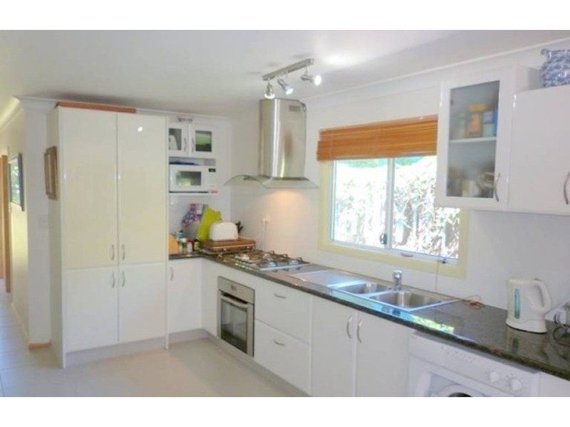 14 Bright Avenue, Labrador QLD 4215