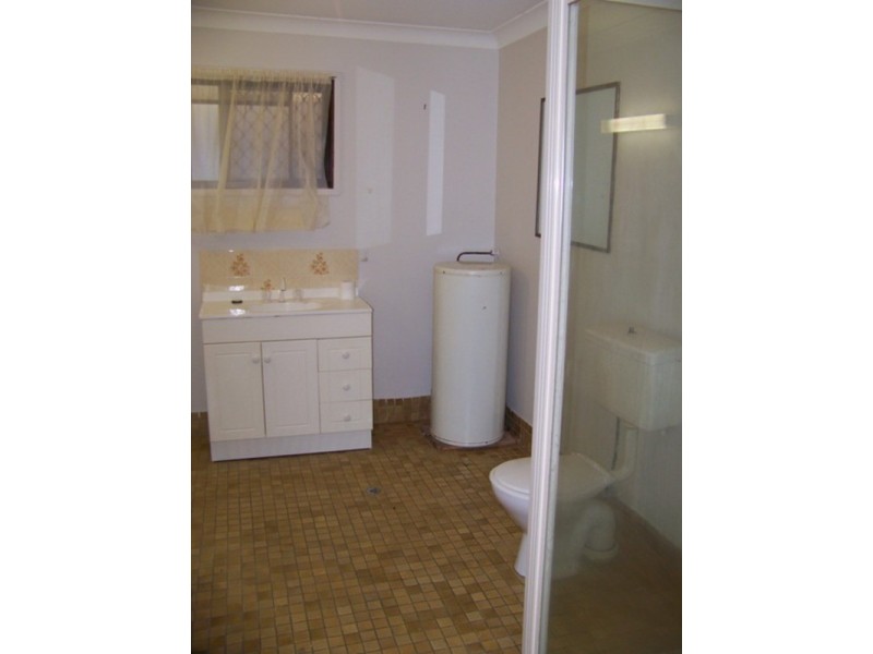 Ashmore QLD 4214