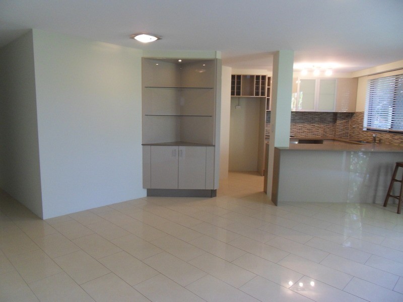5/186 Ferny Avenue, Surfers Paradise QLD 4217