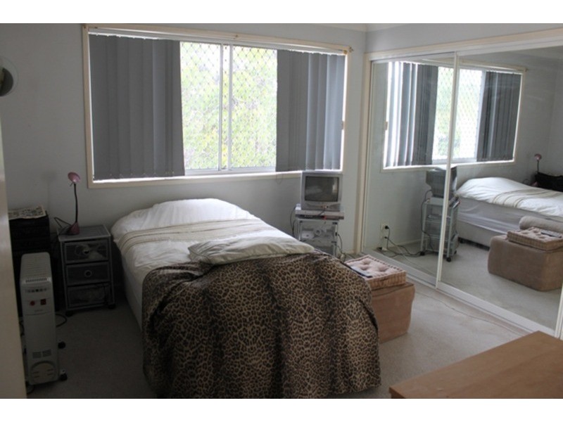 5/28 Chester Terrace, Southport QLD 4215