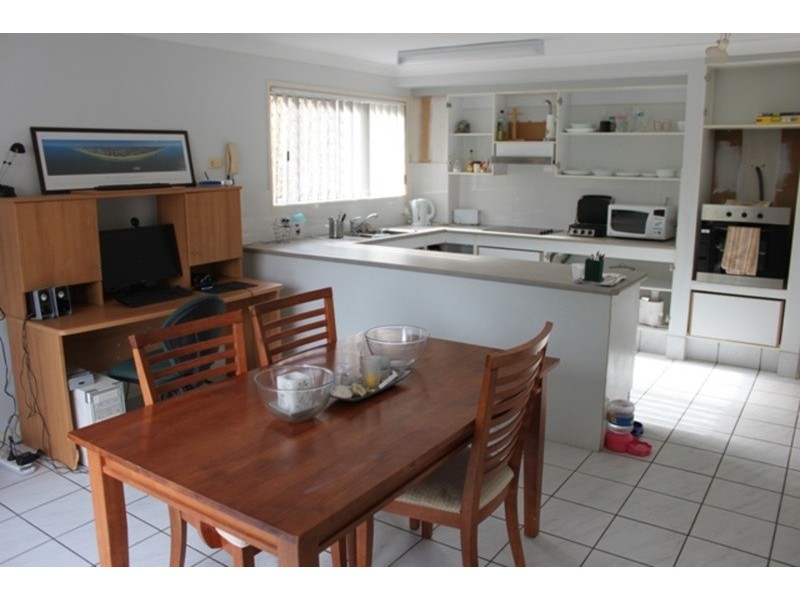 5/28 Chester Terrace, Southport QLD 4215