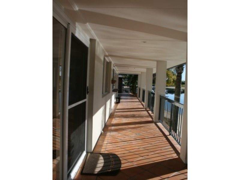 Paradise Waters QLD 4217