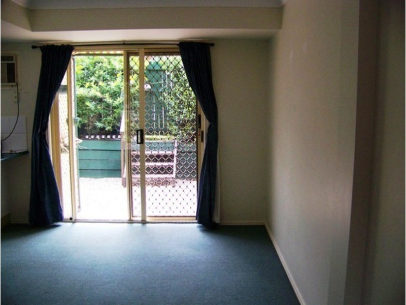 5/33-35 Ward Street, Southport QLD 4215