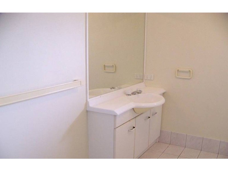 5/33-35 Ward Street, Southport QLD 4215