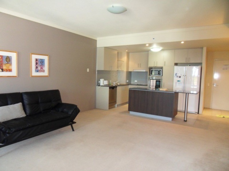 506/360 Marine Parade, Labrador QLD 4215