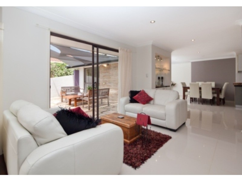 Ashmore QLD 4214
