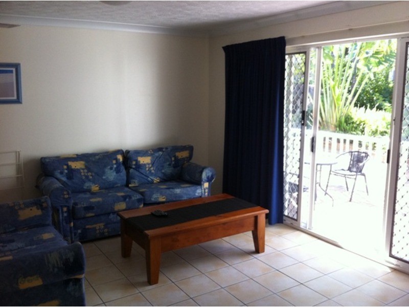 7/Surfers Tradewinds Cnr Beach Road And Wharf Road, Surfers Paradise QLD 4217
