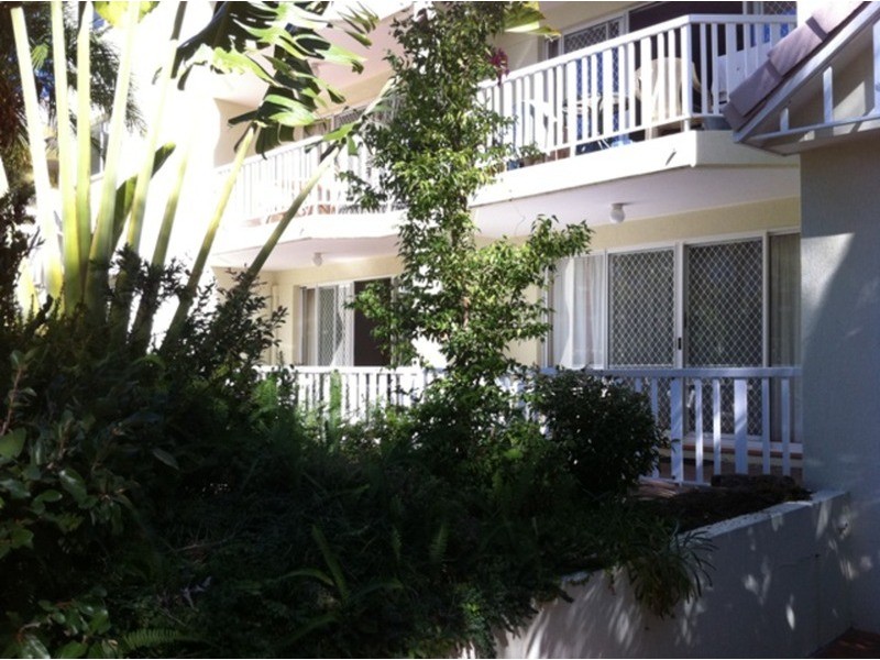 7/Surfers Tradewinds Cnr Beach Road And Wharf Road, Surfers Paradise QLD 4217