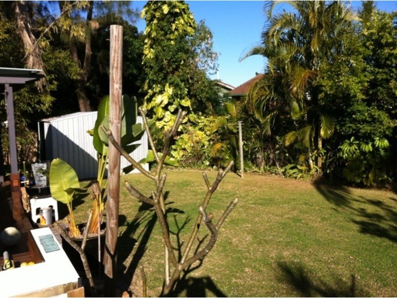 8 Myall Street, Southport QLD 4215