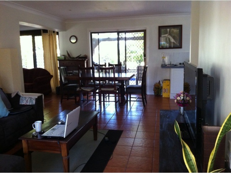 8 Myall Street, Southport QLD 4215