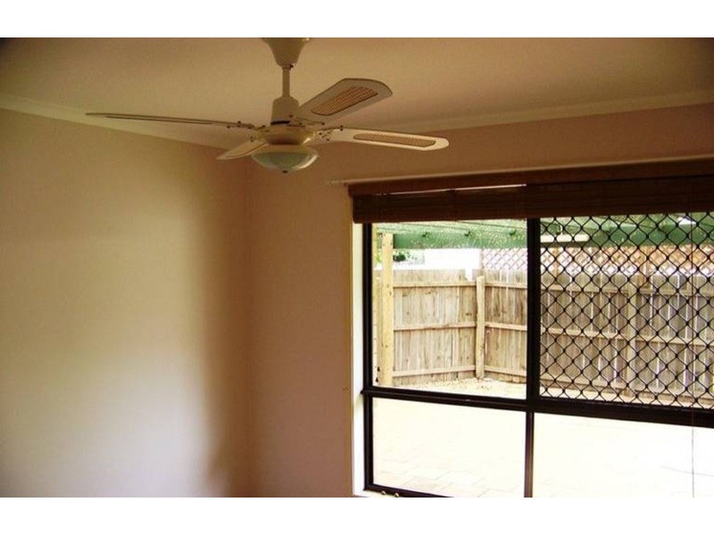 1/12 Hentdale Court, Labrador QLD 4215