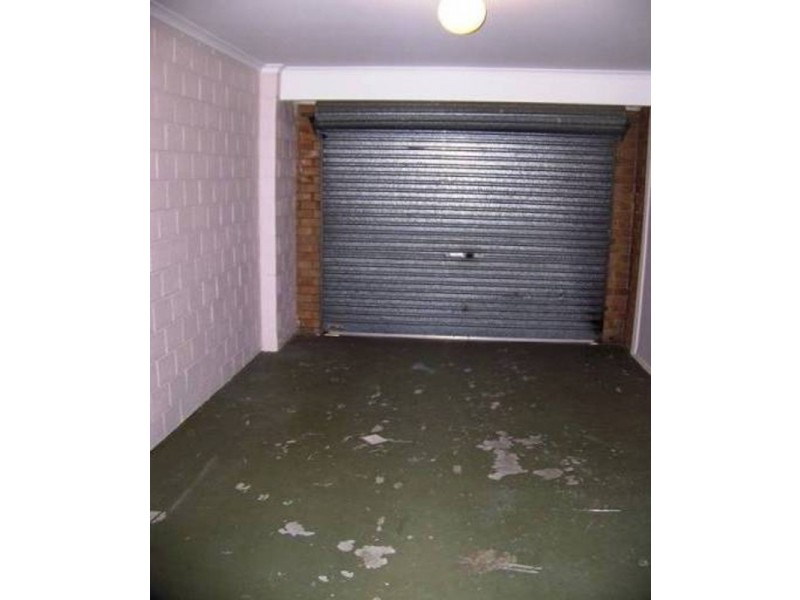 1/12 Hentdale Court, Labrador QLD 4215