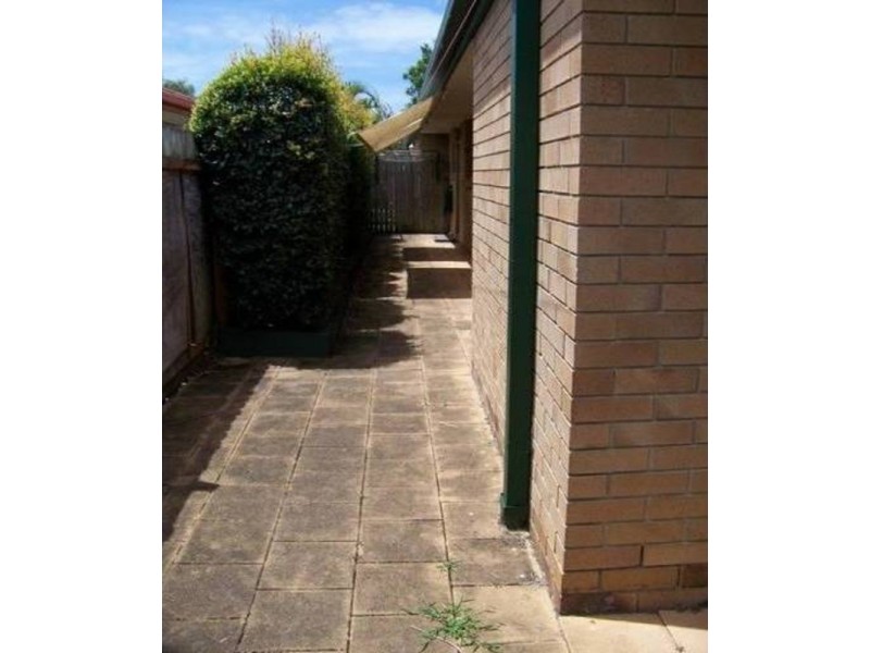 1/12 Hentdale Court, Labrador QLD 4215