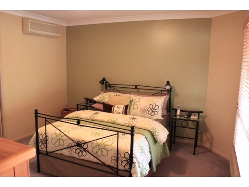 51 Henry Cotton Drive, Parkwood QLD 4214