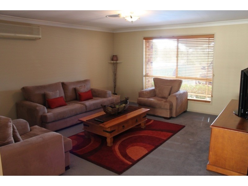 51 Henry Cotton Drive, Parkwood QLD 4214