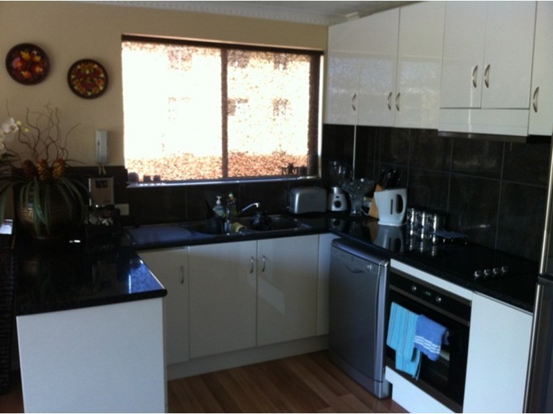 11/26 Stanhill Drive, Chevron Island QLD 4217