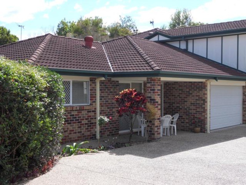 1/129 Eugaree Street, Southport QLD 4215