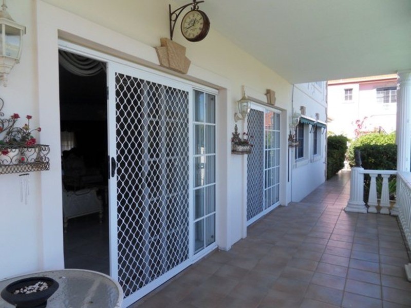 29 Cessnock Close, Mermaid Waters QLD 4218