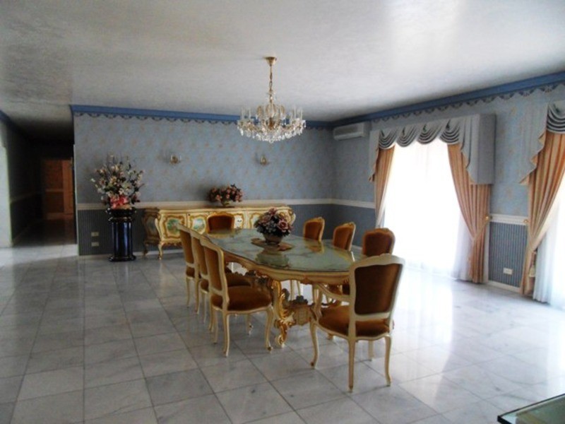 29 Cessnock Close, Mermaid Waters QLD 4218