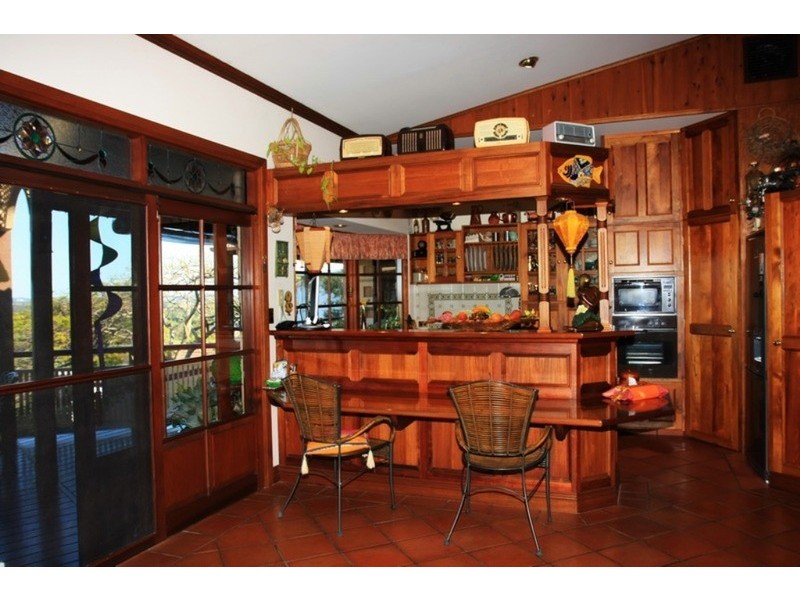 27 Amethyst Court, Carrara QLD 4211