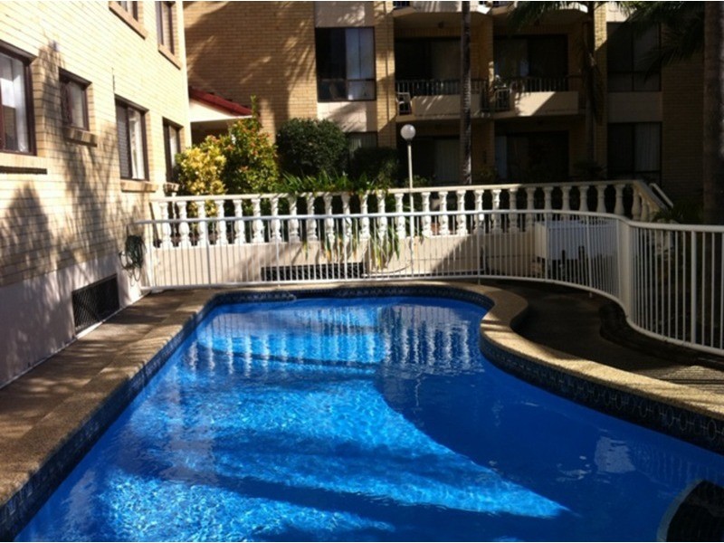 5/26 Stanhill Drive, Chevron Island QLD 4217