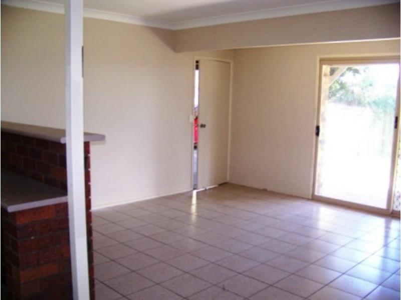 Elanora QLD 4221