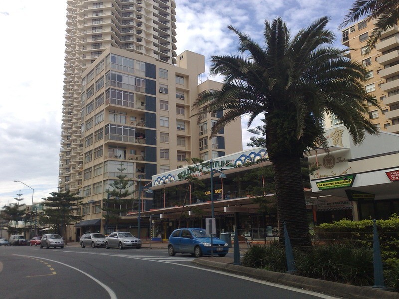 2A/32 Hanlan Street, Surfers Paradise QLD 4217