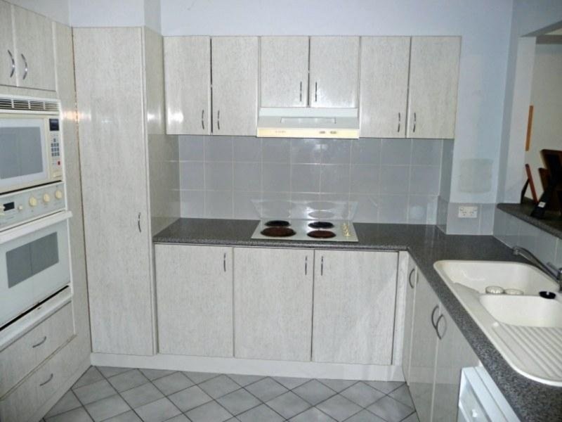 33/3 Bronberg Court, Southport QLD 4215