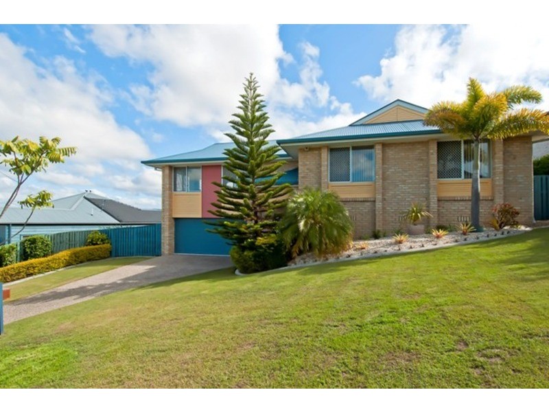 32 Pago Terrace, Pacific Pines QLD 4211