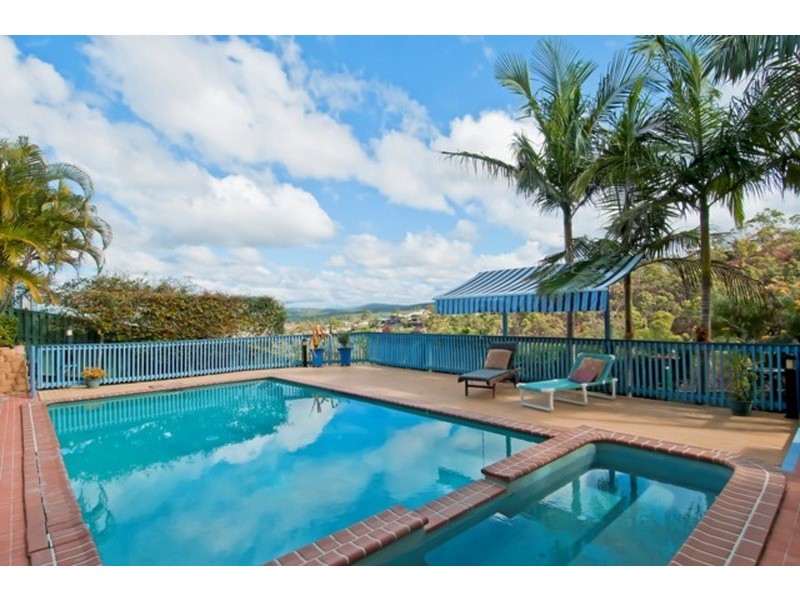 32 Pago Terrace, Pacific Pines QLD 4211